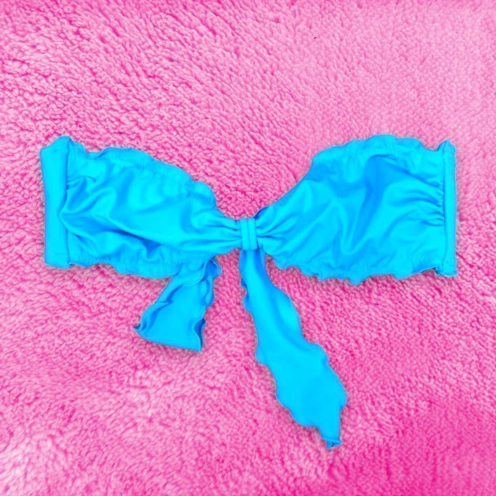 VS Swim Aqua Blue Ruffled Bikini Top